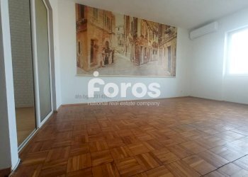 Four-room apartment Burgas (neighborhood Център) - photo 1