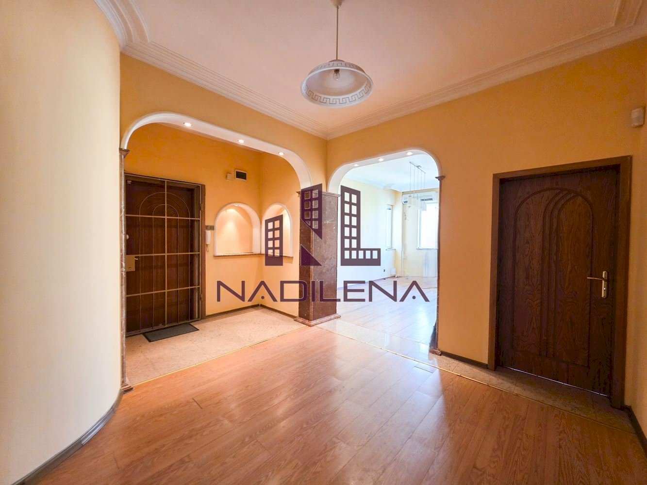 Three-room apartment Sofia - photo 1