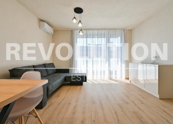 One-room apartment Sofia (neighborhood Обеля) - photo 1