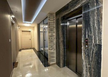 Three-room apartment Shumen (neighborhood 2-ри корпус) - photo 1