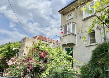 Four-room apartment Ruse (neighborhood Новата махала) - photo 1